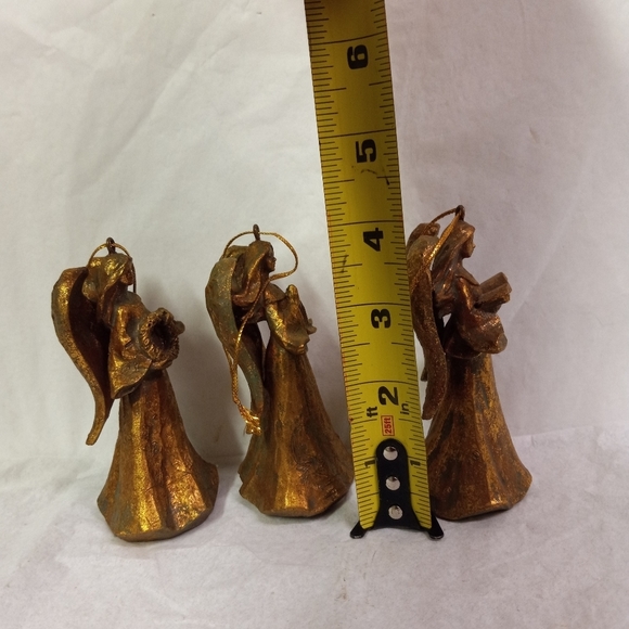 SET 3 Angel Cherubs Gold Glittered Ornaments Caroling 4" Free Standing - Picture 8 of 10